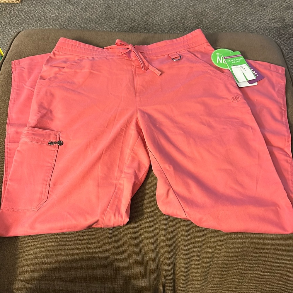 Purple label scrub bottoms Rouge color medium Tags Removed